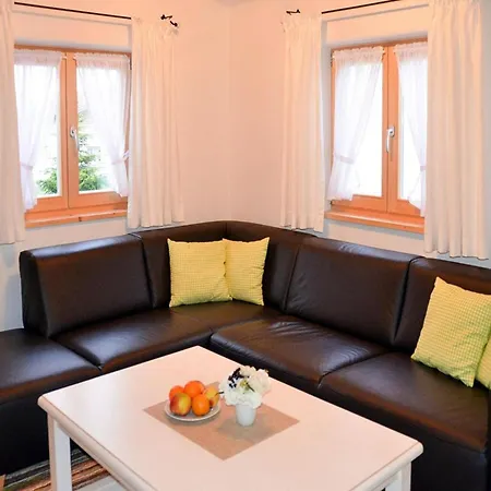 Grosszuegiges Im Landhausstil Im Vital Camp *