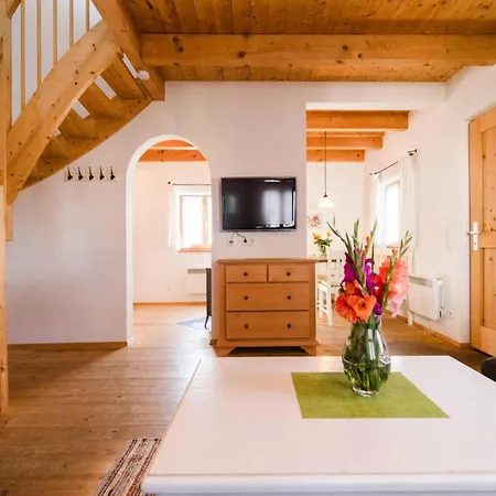 Grosszuegiges Im Landhausstil Im Vital Camp Дом отдыха Bayerbach