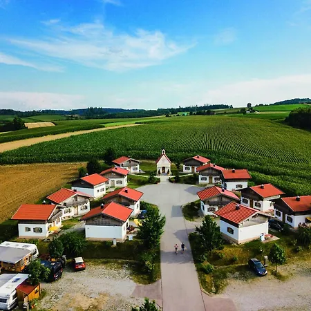 Grosszuegiges Im Landhausstil Im Vital Camp *